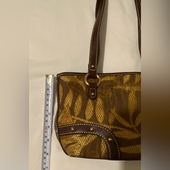 Etienne Aigner Small Leaf Embroidered Shoulder Bag - Picture 8 of 8